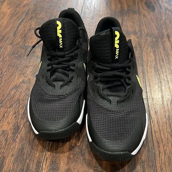 NIKE
CONTRASTING LOGO AIR MAX ALPHA FABRIC SNEAKERS size 11.5 EUC - Picture 2 of 11